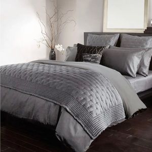 NEW Donna Karan Home The Essential Silk KING Quilt Charcoal ~Retail $855. NWOT